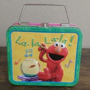 Rare & HTF Elmo's World La-La-La-La Goldfish Sesame Street 2005 Lunchbox